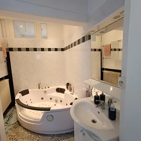 Romantic Center Апартаменти Кольмар